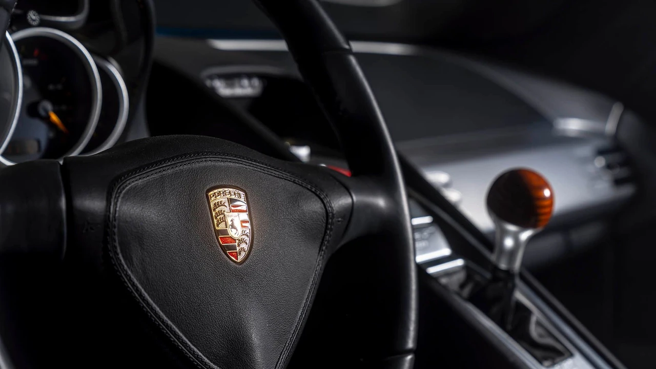 2004 Porsche Carrera GT - Image 29 of 31