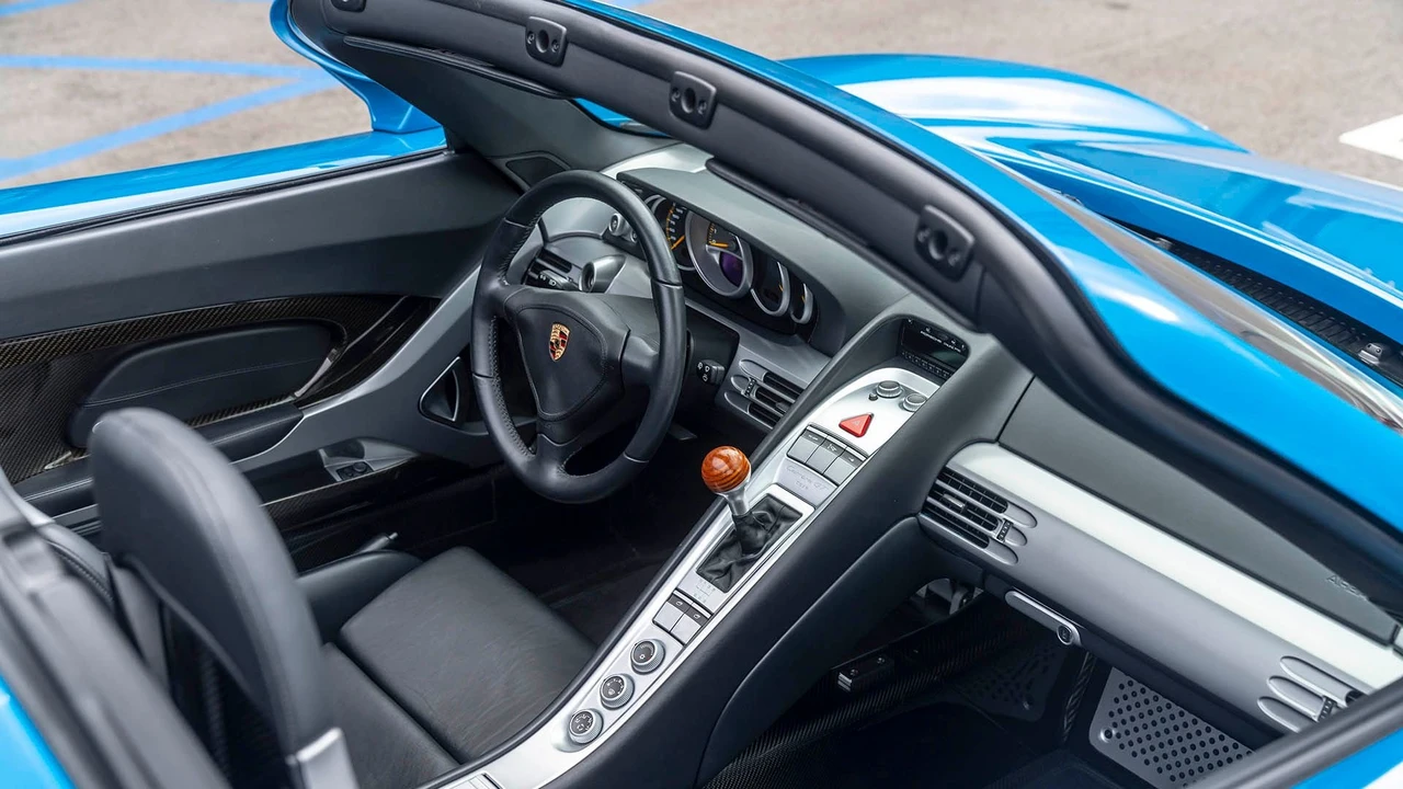 2004 Porsche Carrera GT - Image 8 of 31