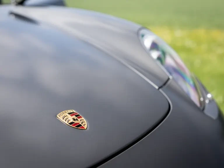 2004 Porsche Carrera GT - Image 7 of 31