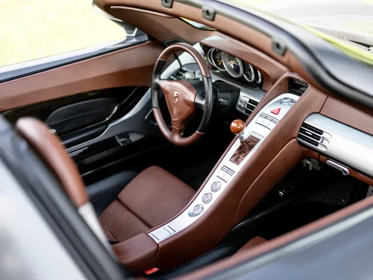 2004 Porsche Carrera GT - Image 16 of 31