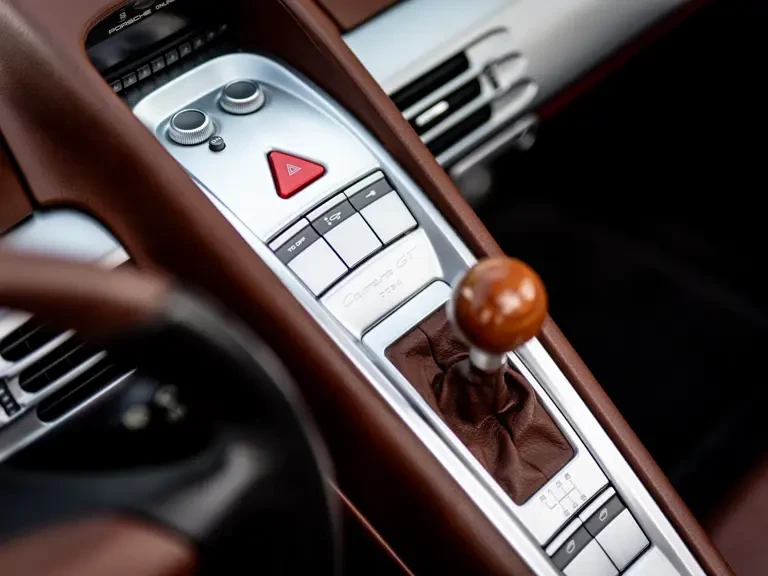 2004 Porsche Carrera GT - Image 21 of 31