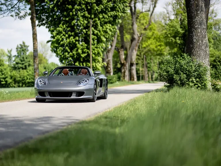 2004 Porsche Carrera GT - Image 11 of 31