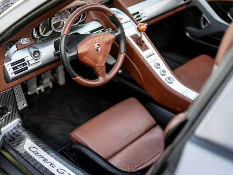 2004 Porsche Carrera GT - Image 5 of 31
