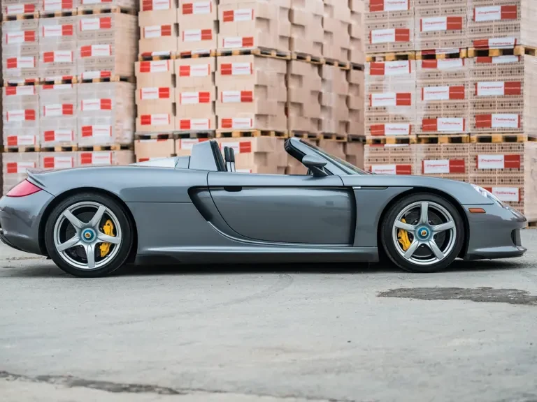 2004 Porsche Carrera GT - Image 6 of 31