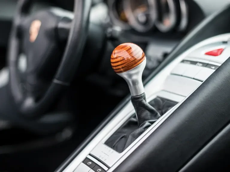 2004 Porsche Carrera GT - Image 14 of 31
