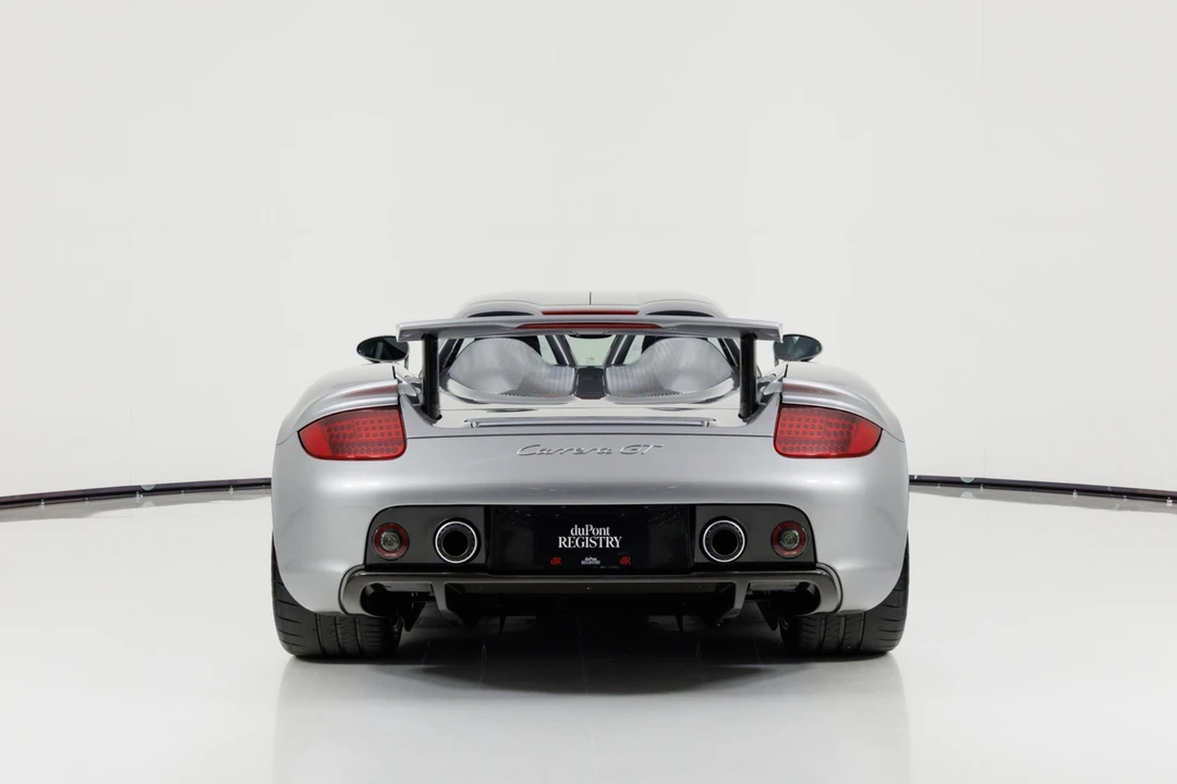 2004 Porsche Carrera GT - Image 5 of 31