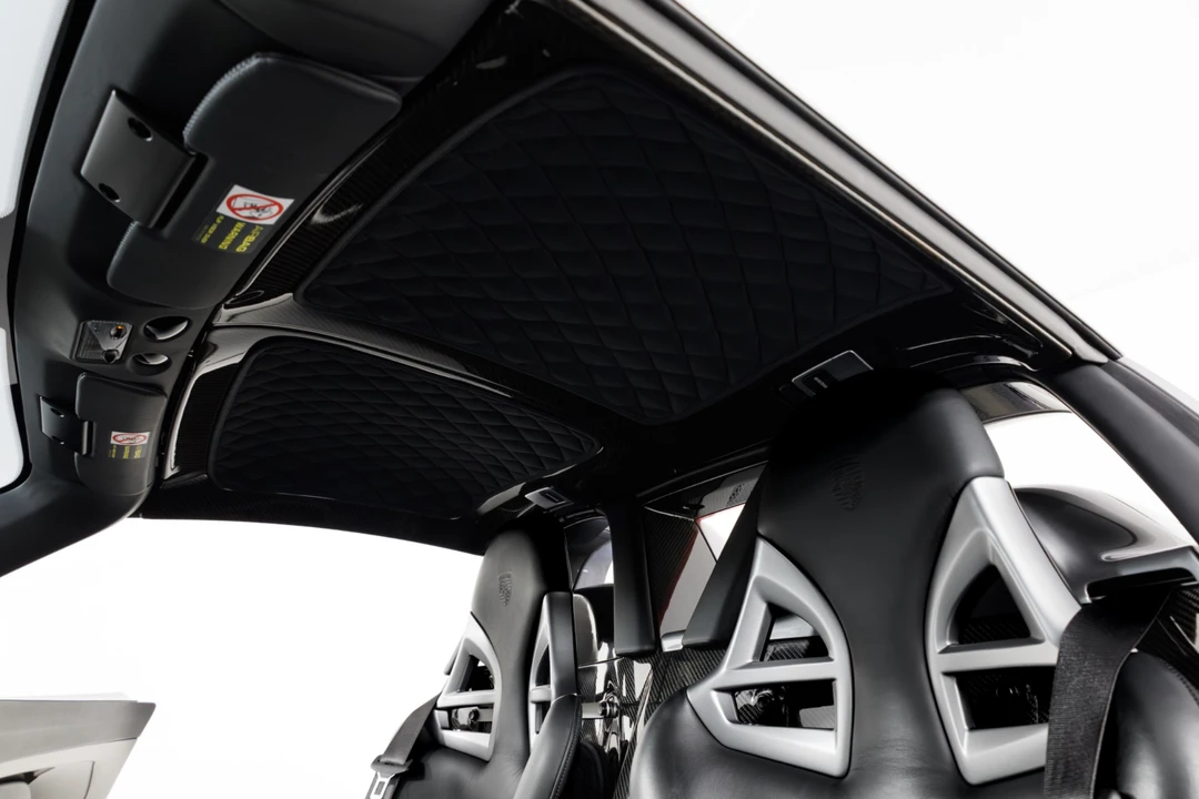 2004 Porsche Carrera GT - Image 19 of 31