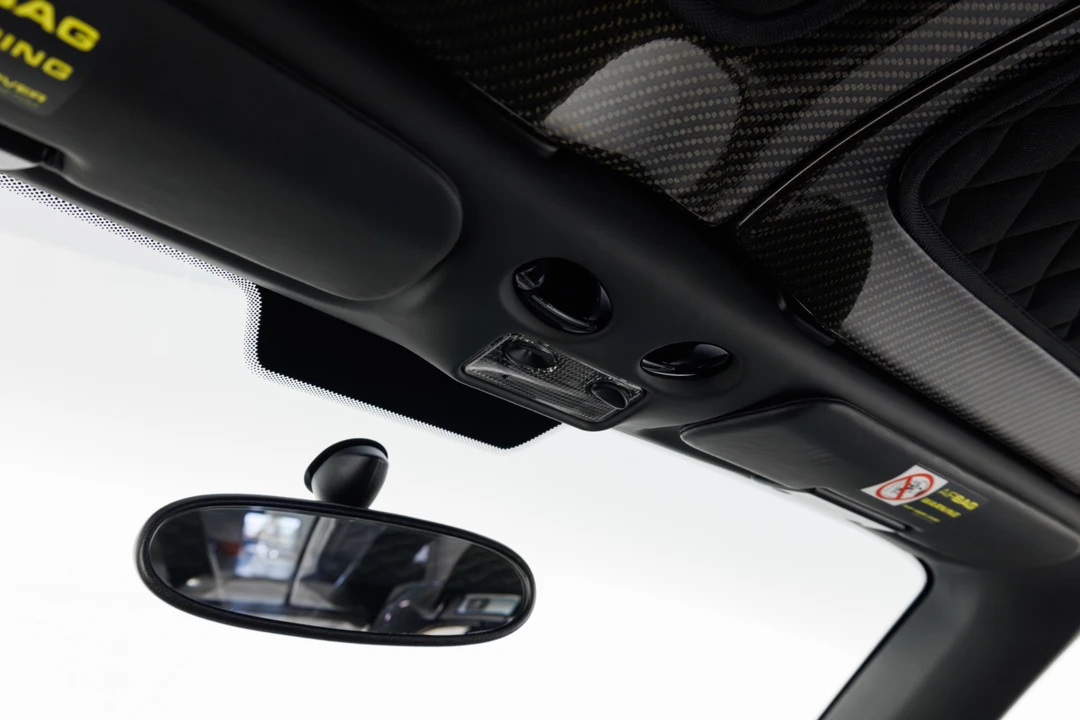 2004 Porsche Carrera GT - Image 28 of 31