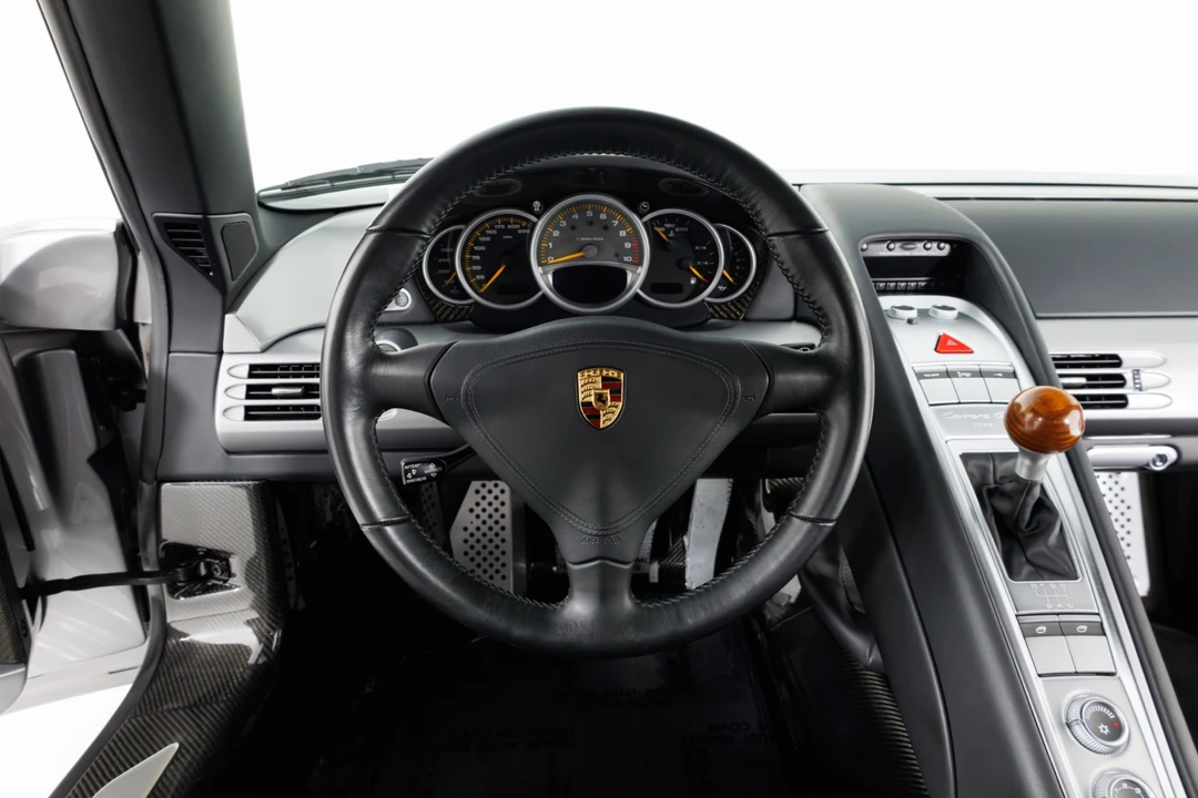 2004 Porsche Carrera GT - Image 21 of 31