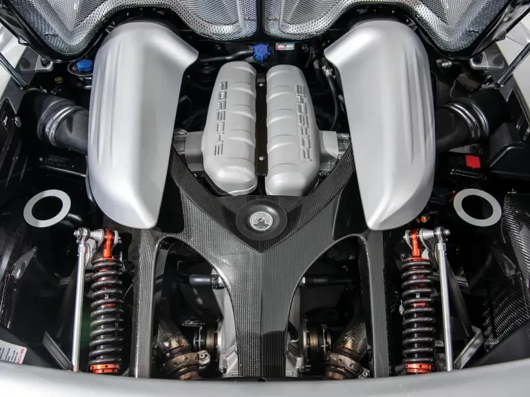 2004 Porsche Carrera GT - Image 4 of 25