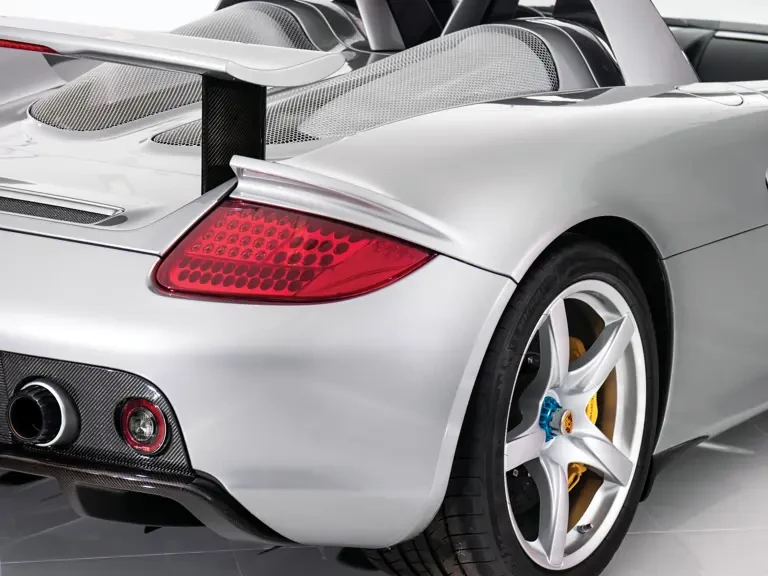 2004 Porsche Carrera GT - Image 14 of 25