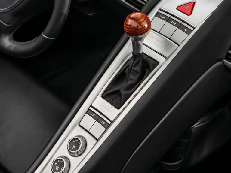 2004 Porsche Carrera GT - Image 24 of 25