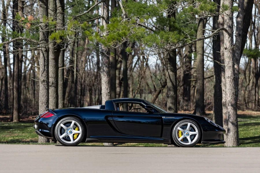 2004 Porsche Carrera GT - Image 8 of 31