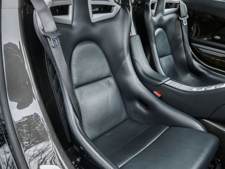 2004 Porsche Carrera GT - Image 18 of 21