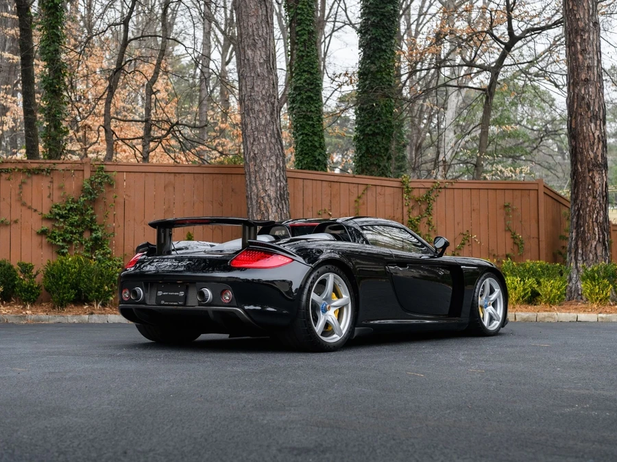 2004 Porsche Carrera GT - Image 5 of 21