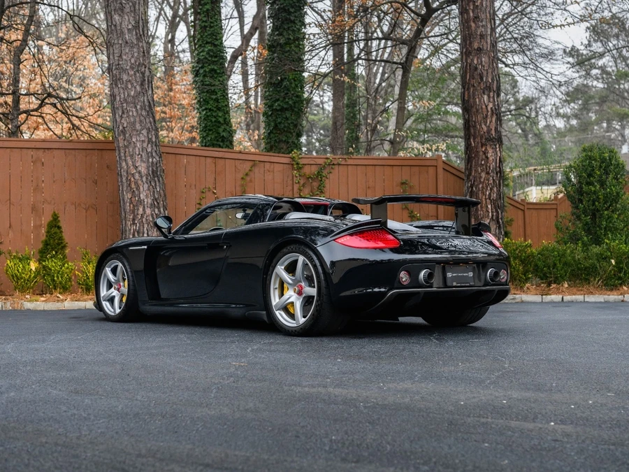 2004 Porsche Carrera GT - Image 7 of 21