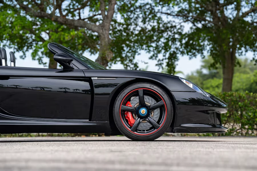 2004 Porsche Carrera GT - Image 25 of 31
