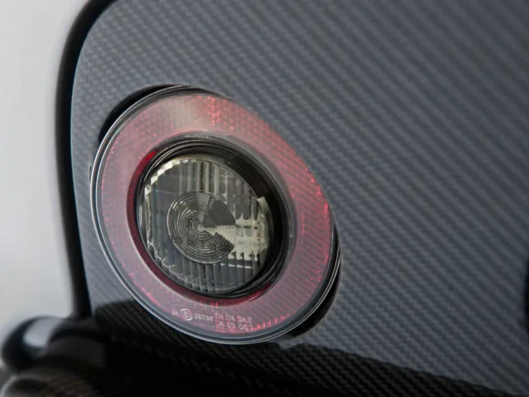 2004 Porsche Carrera GT - Image 20 of 31