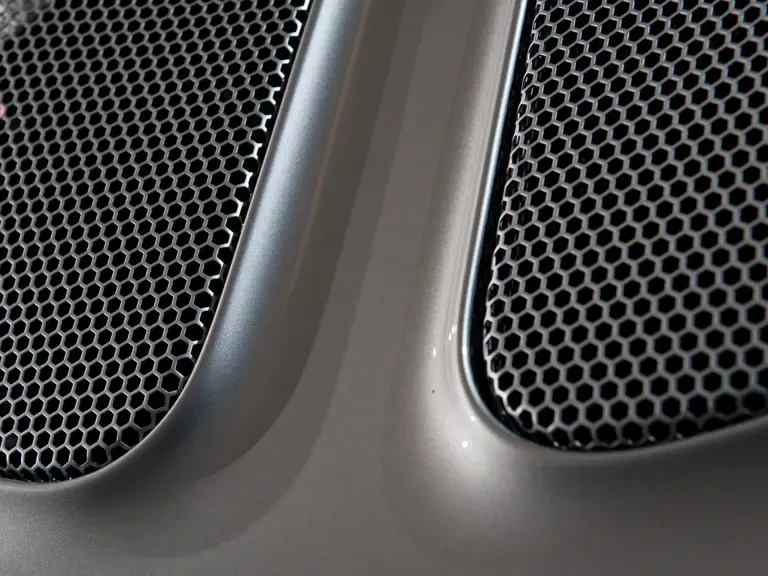 2004 Porsche Carrera GT - Image 14 of 31