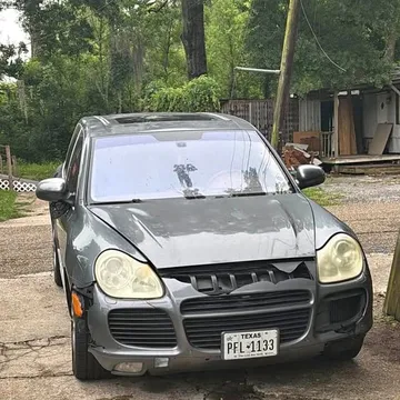 2004 Porsche Cayenne