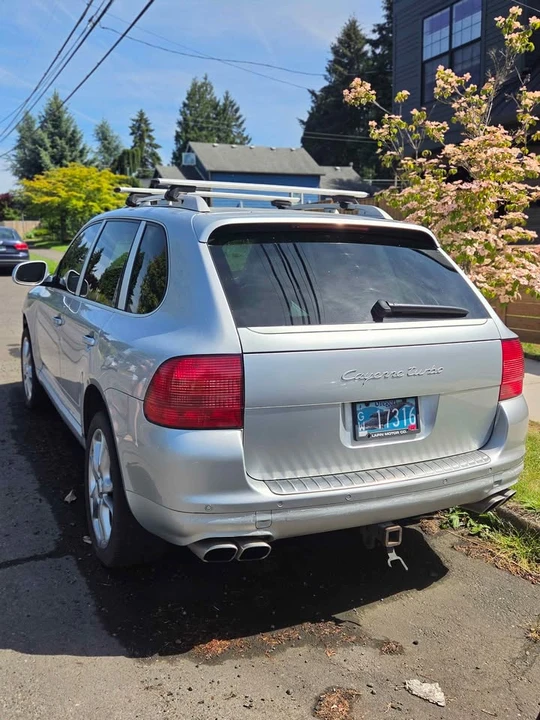 2004 Porsche Cayenne - Image 5 of 10