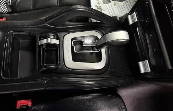 2004 Porsche 955/957 Cayenne - Image 17 of 21