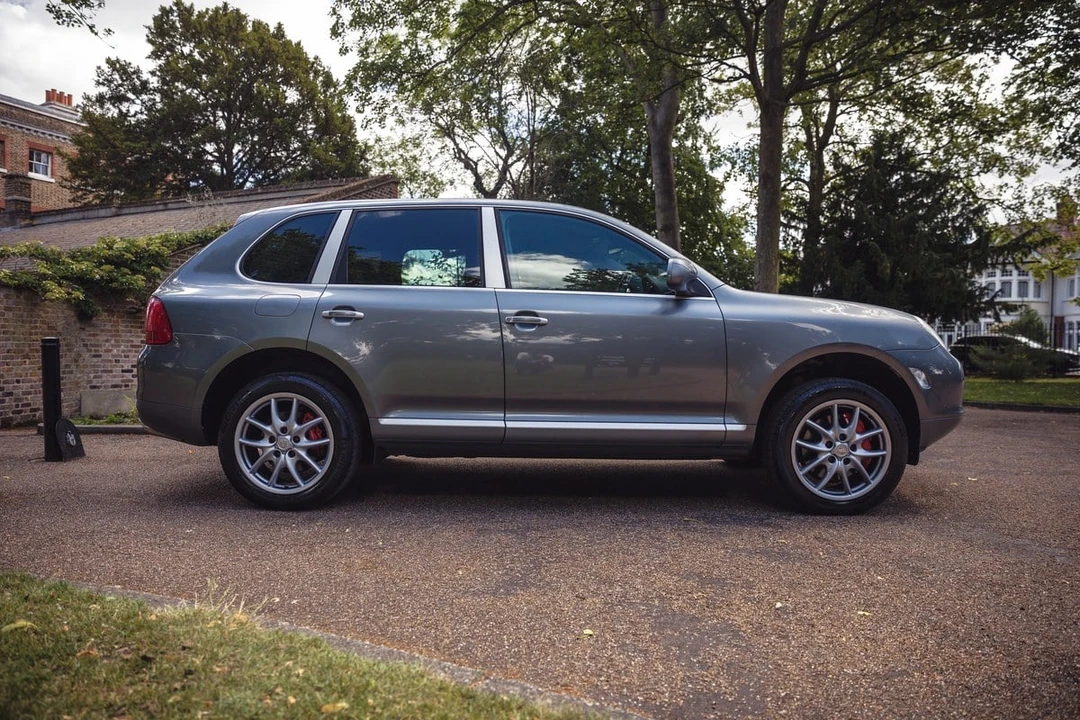 2004 Porsche 955/957 Cayenne Turbo - Image 9 of 30