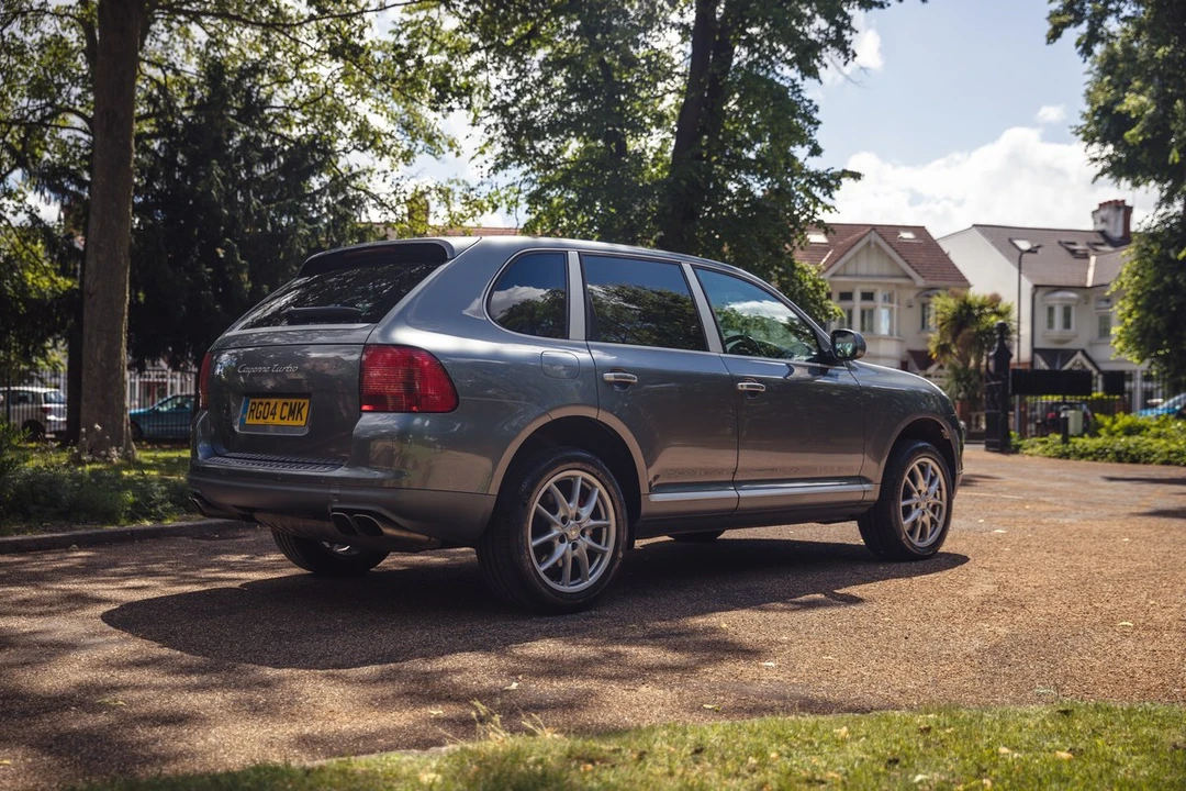 2004 Porsche 955/957 Cayenne Turbo - Image 16 of 30