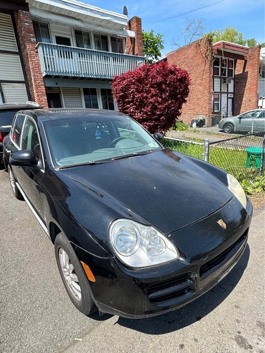 2004 Porsche 955/957 Cayenne - Image 2 of 9