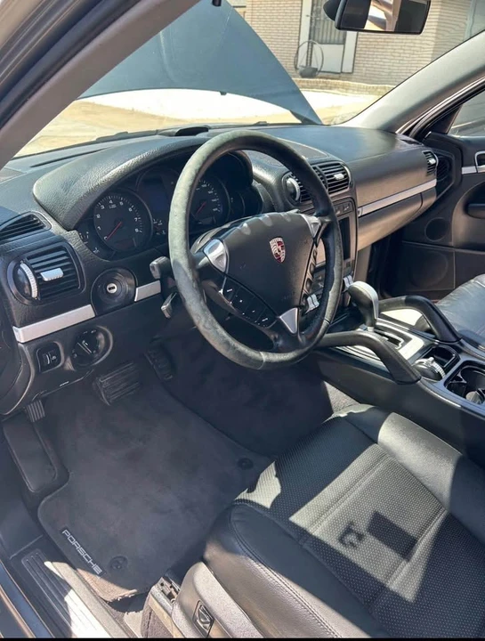2004 Porsche 955/957 Cayenne Diesel - Image 4 of 10