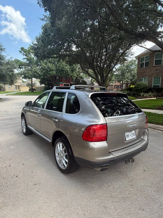 2004 Porsche 955/957 Cayenne - Image 2 of 15