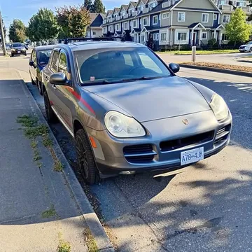 2004 Porsche Cayenne