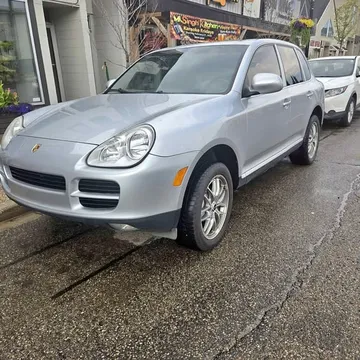 2004 Porsche Cayenne
