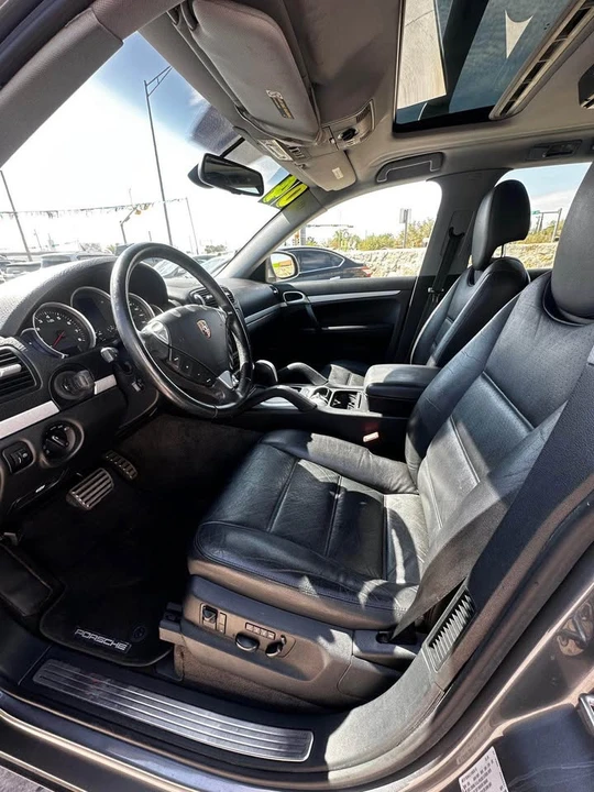 2004 Porsche 955/957 Cayenne - Image 9 of 10
