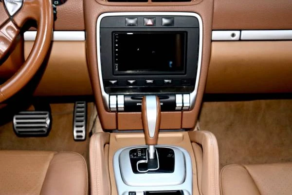 2004 Porsche 955/957 Cayenne S - Image 13 of 17