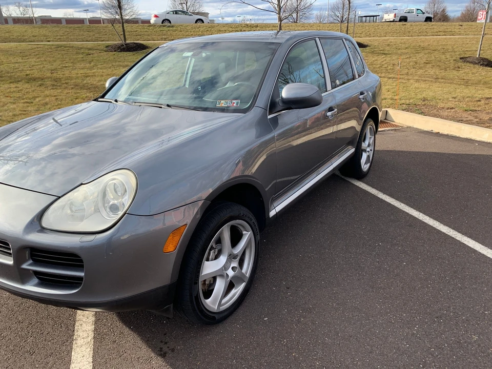 2004 Porsche 955/957 Cayenne S - Image 2 of 12