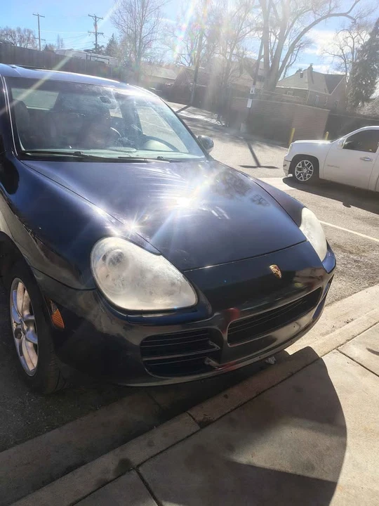 2004 Porsche Cayenne - Image 4 of 8