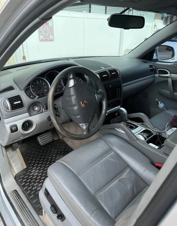 2004 Porsche 955/957 Cayenne S - Image 3 of 10