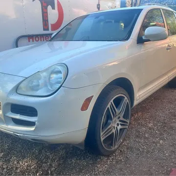 2004 Porsche Cayenne S