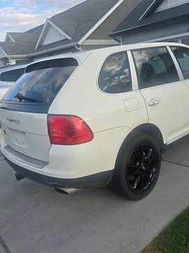2004 Porsche Cayenne S Sport Utility 4D