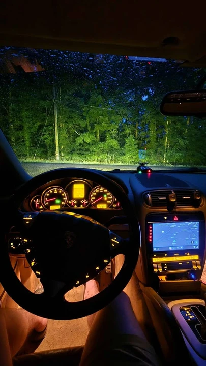 2004 Porsche 955/957 Cayenne S - Image 10 of 11