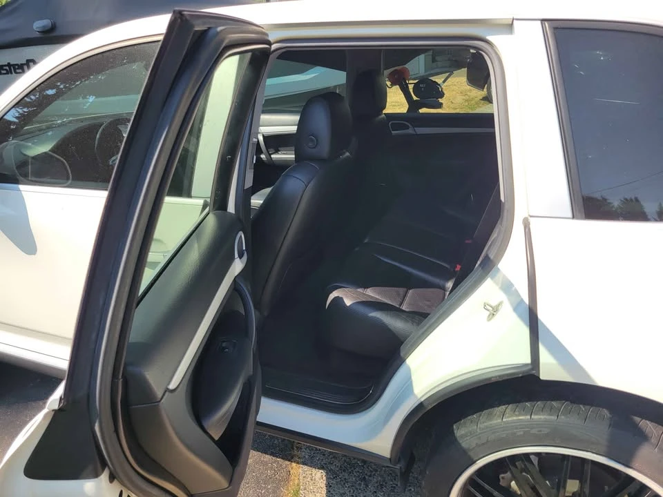 2004 Porsche 955/957 Cayenne S - Image 11 of 14
