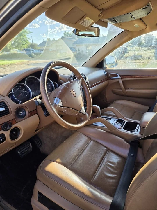 2004 Porsche 955/957 Cayenne S - Image 2 of 3