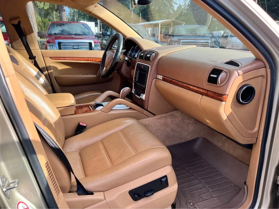 2004 Porsche 955/957 Cayenne S - Image 9 of 20