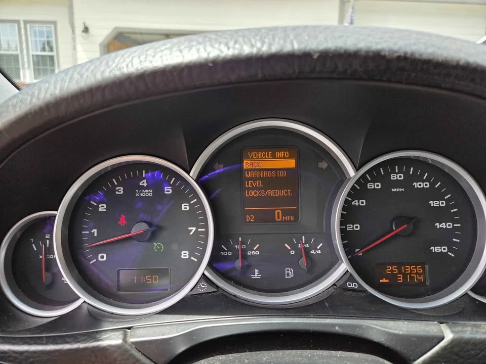 2004 Porsche 955/957 Cayenne S - Image 18 of 20