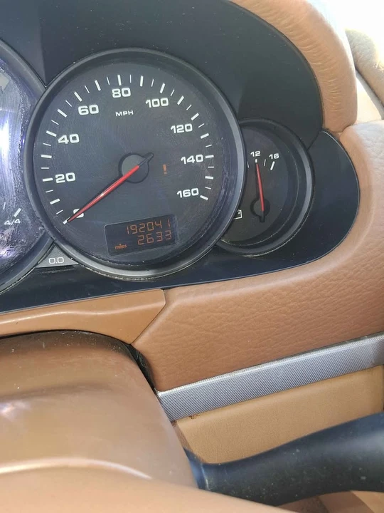2004 Porsche 955/957 Cayenne S - Image 2 of 11