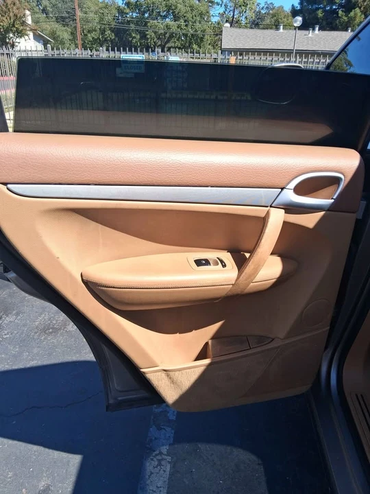 2004 Porsche 955/957 Cayenne S - Image 10 of 11