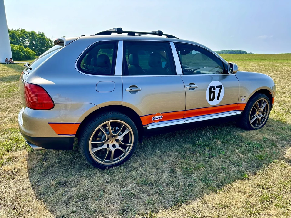 2004 Porsche 955/957 Cayenne S - Image 13 of 31
