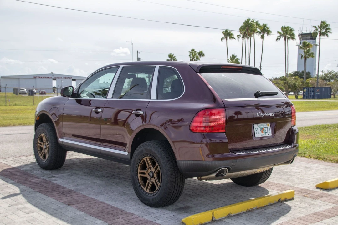 2004 Porsche 955/957 Cayenne S - Image 7 of 31