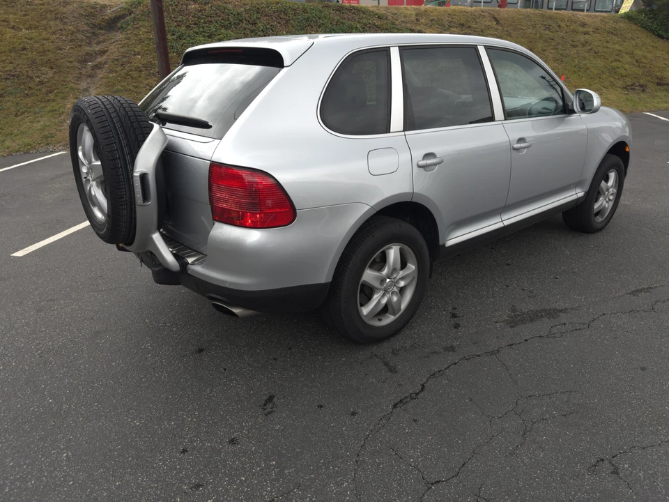 2004 Porsche 955/957 Cayenne S - Image 7 of 31